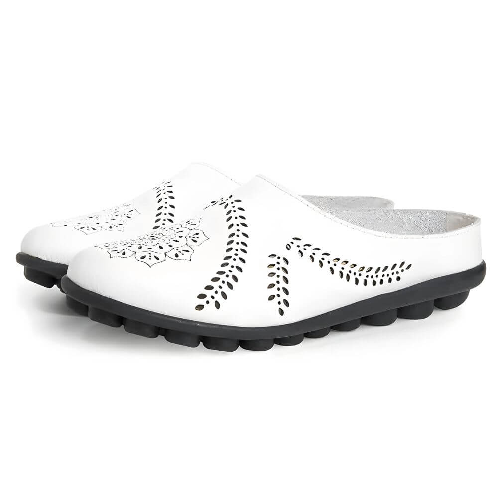 Weiße FlexWander Damen Slipper mit ergonomischer Fußgewölbestütze