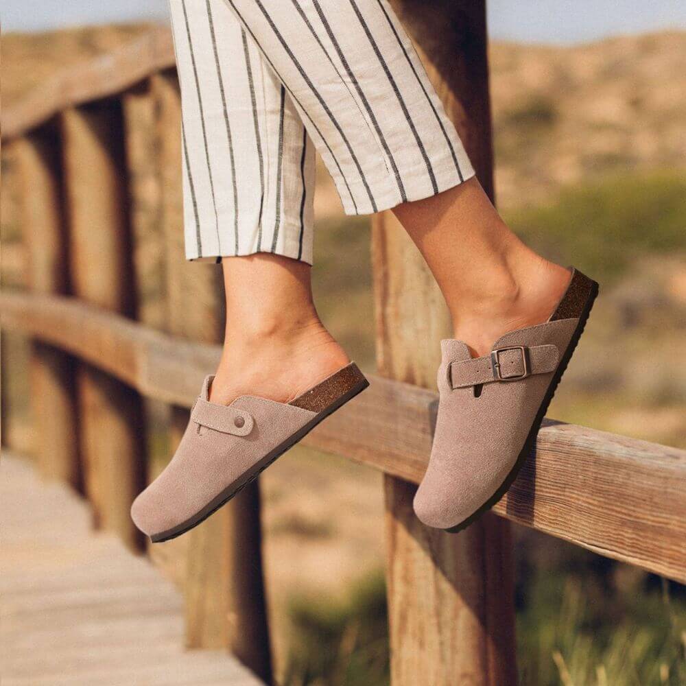 Unisex Clogs mit Riemen – Offen & rutschfest, Beige