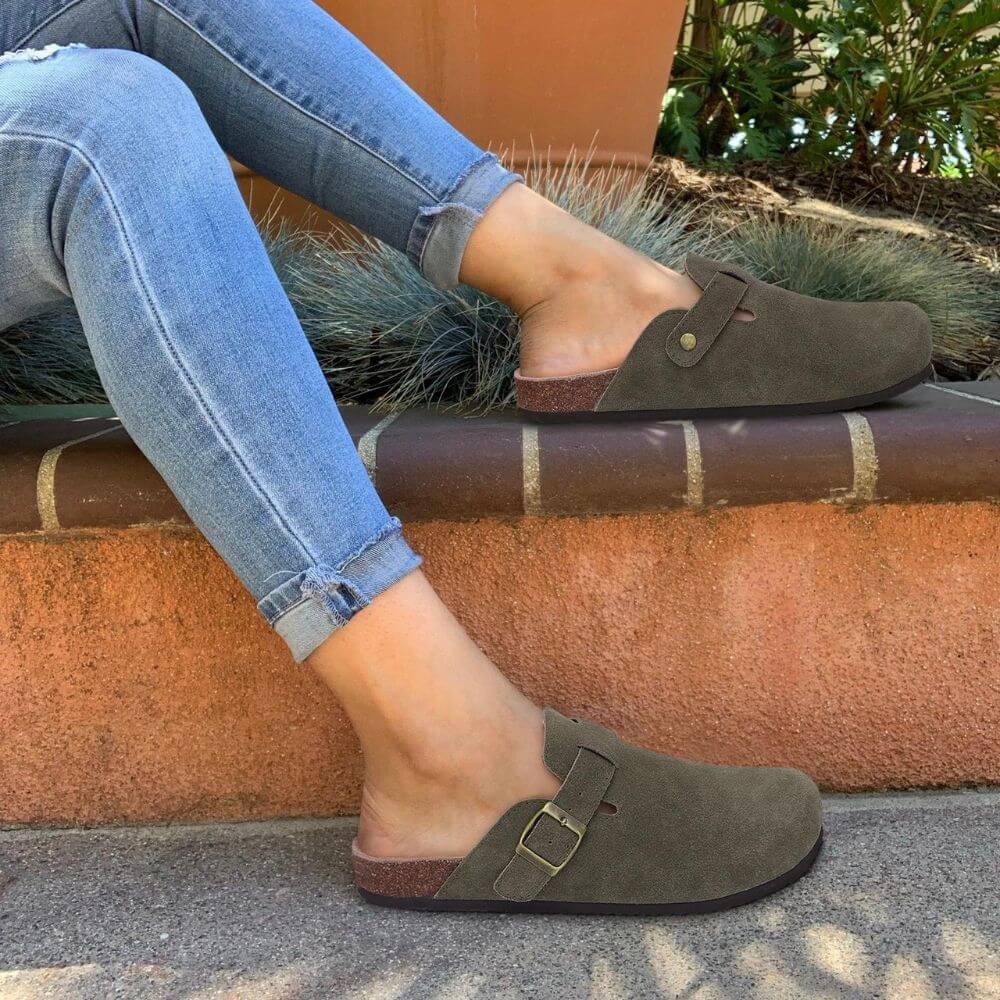 Unisex Clogs mit Riemen – Offen & rutschfest, Beige