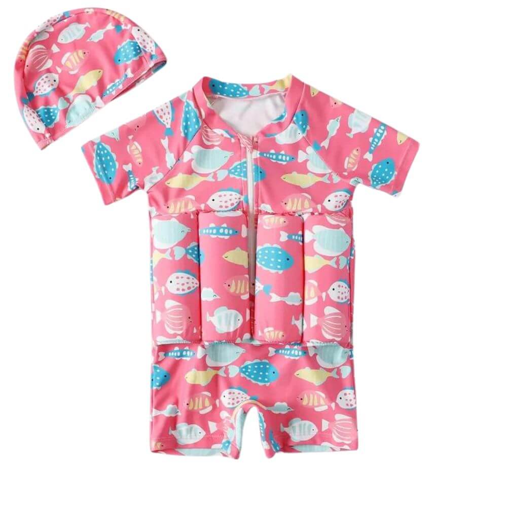 Kinder-Schwimmanzug in Pink mit buntem Fisch-Design, SPF 50+ & maximaler Bewegungsfreiheit.
