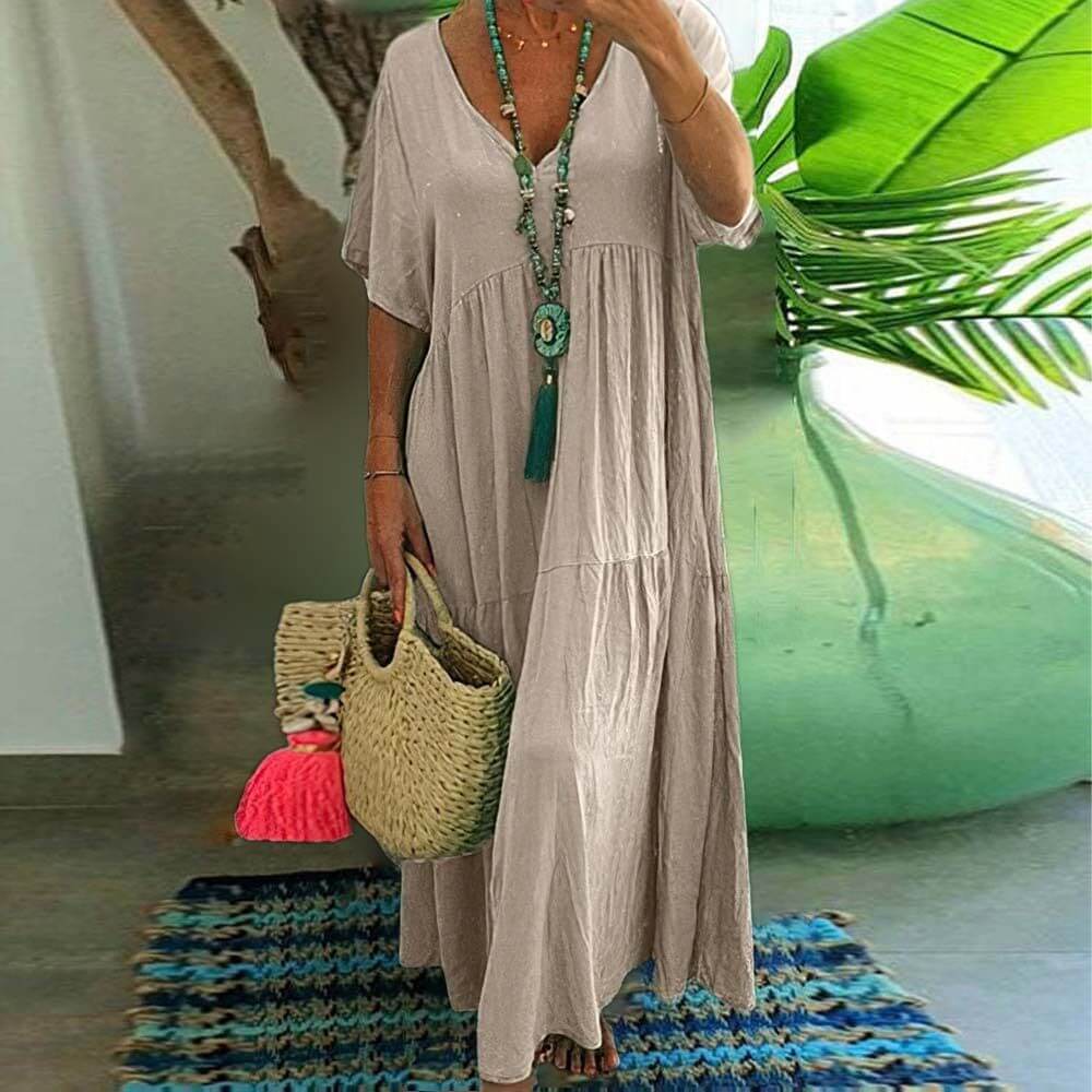 Khaki Coraline Sommerkleid, perfektes Outfit für warme Tage, bietet Komfort und eine edle Ausstrahlung.