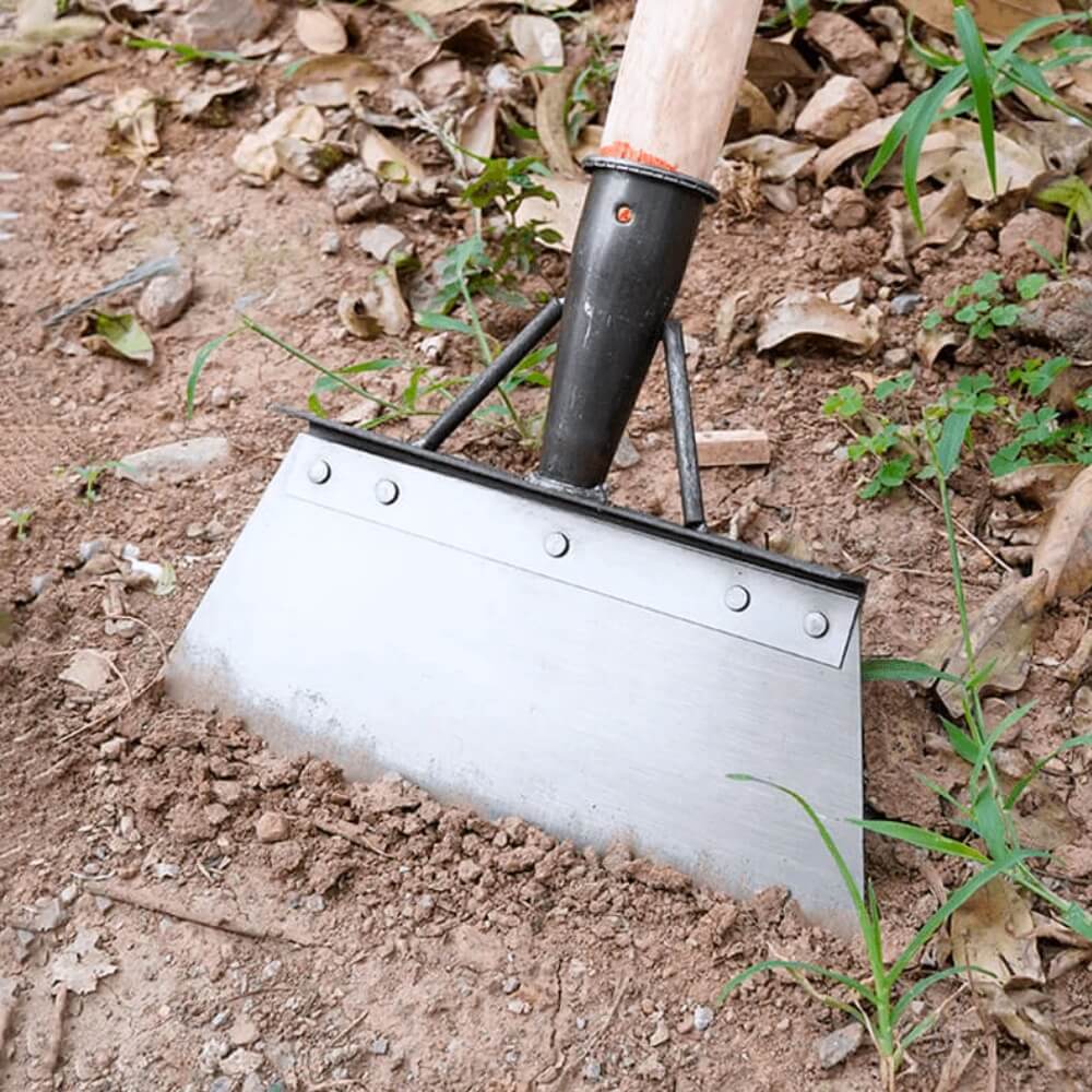 Robuste Mehrzweck-Schaufel für Gartenarbeit – ideal zum Graben, Reinigen und Jäten.