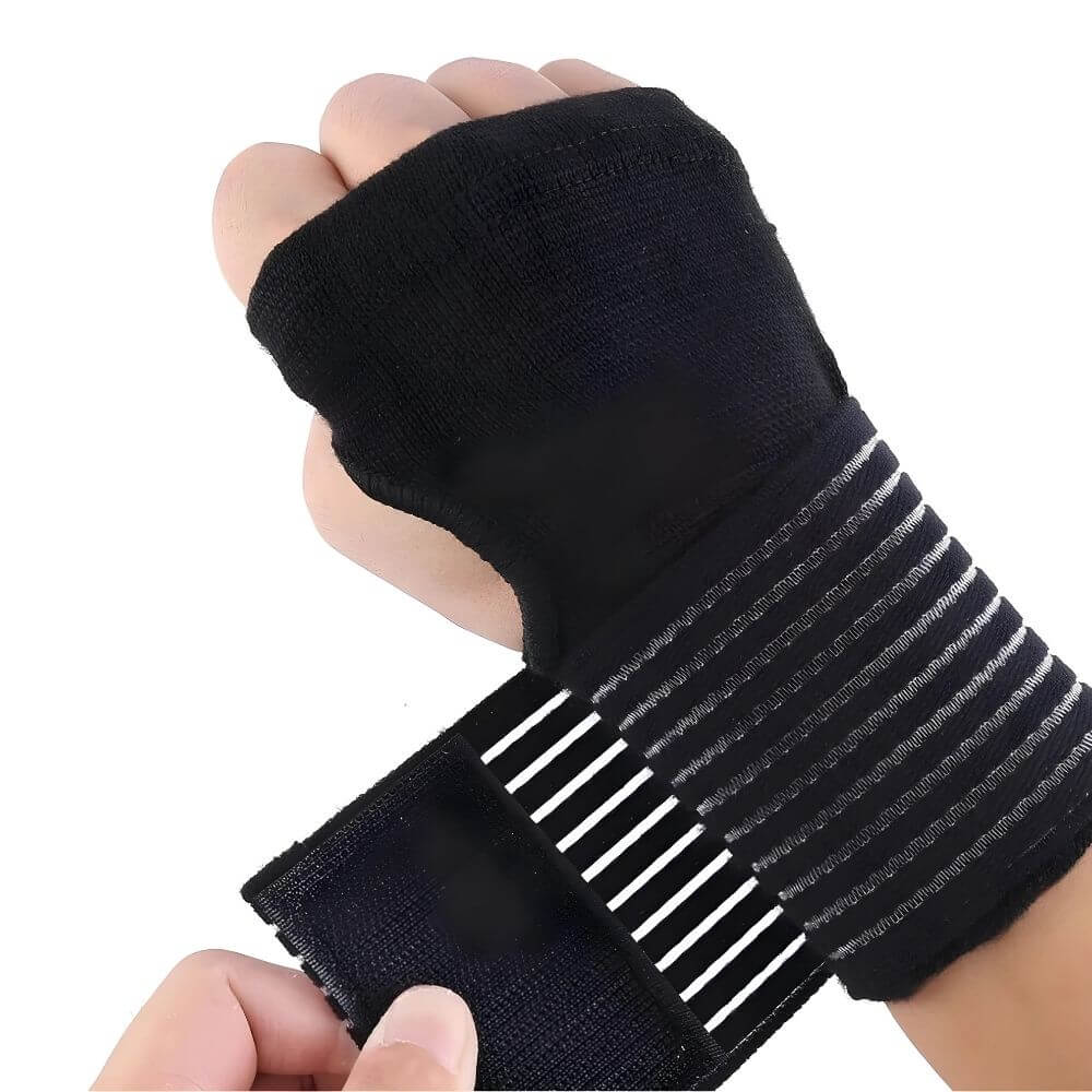 Schwarze GripStark Kompressionsbandage – Perfekter Handgelenkschutz beim Sport und Motorradfahren