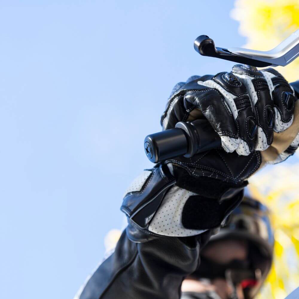 Motorrad-Kompressionsbandage GripStark in Schwarz – Schutz vor Schmerzen und Überlastung