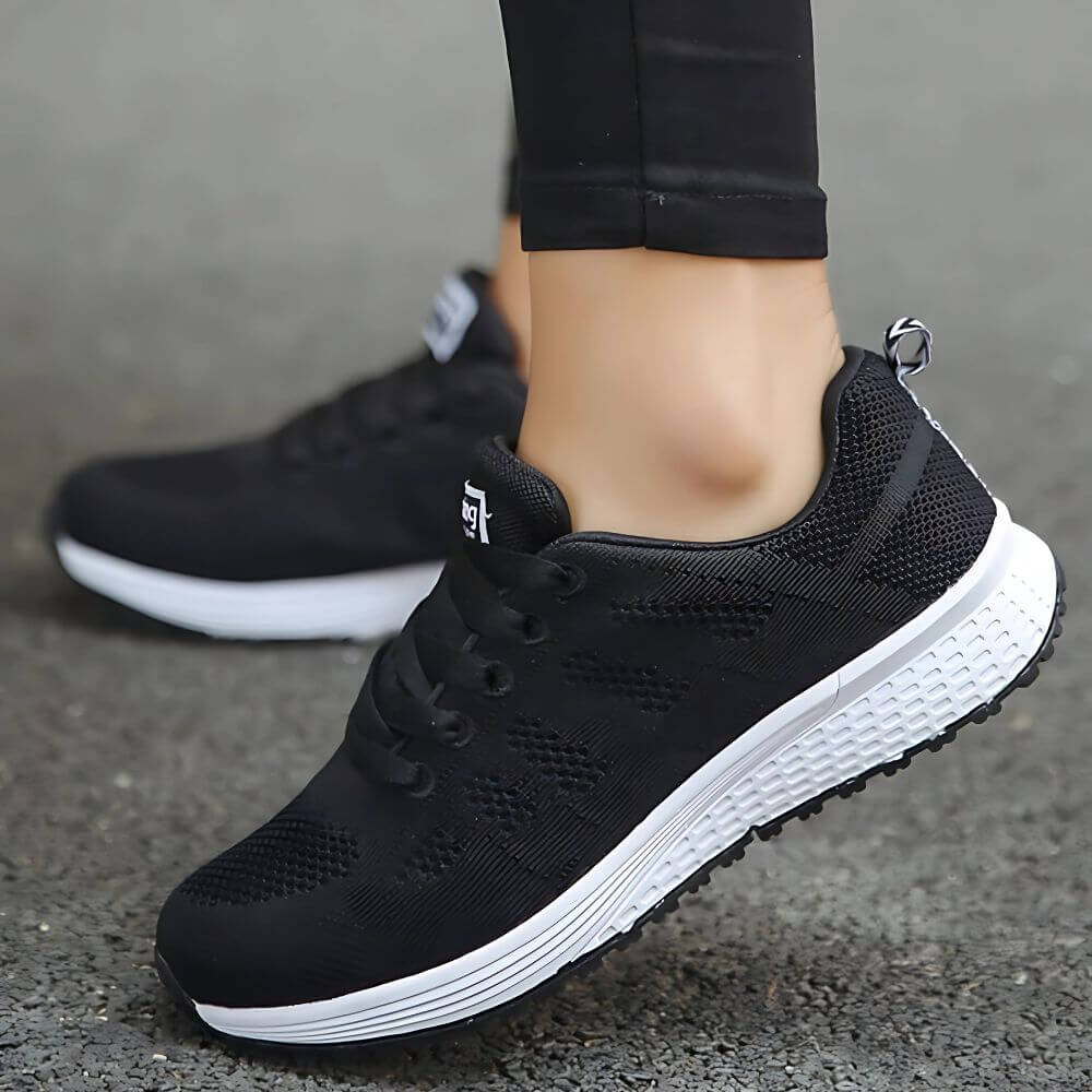 Leichte Damen Freizeitschuhe in Schwarz – Atmungsaktiv und Komfortabel